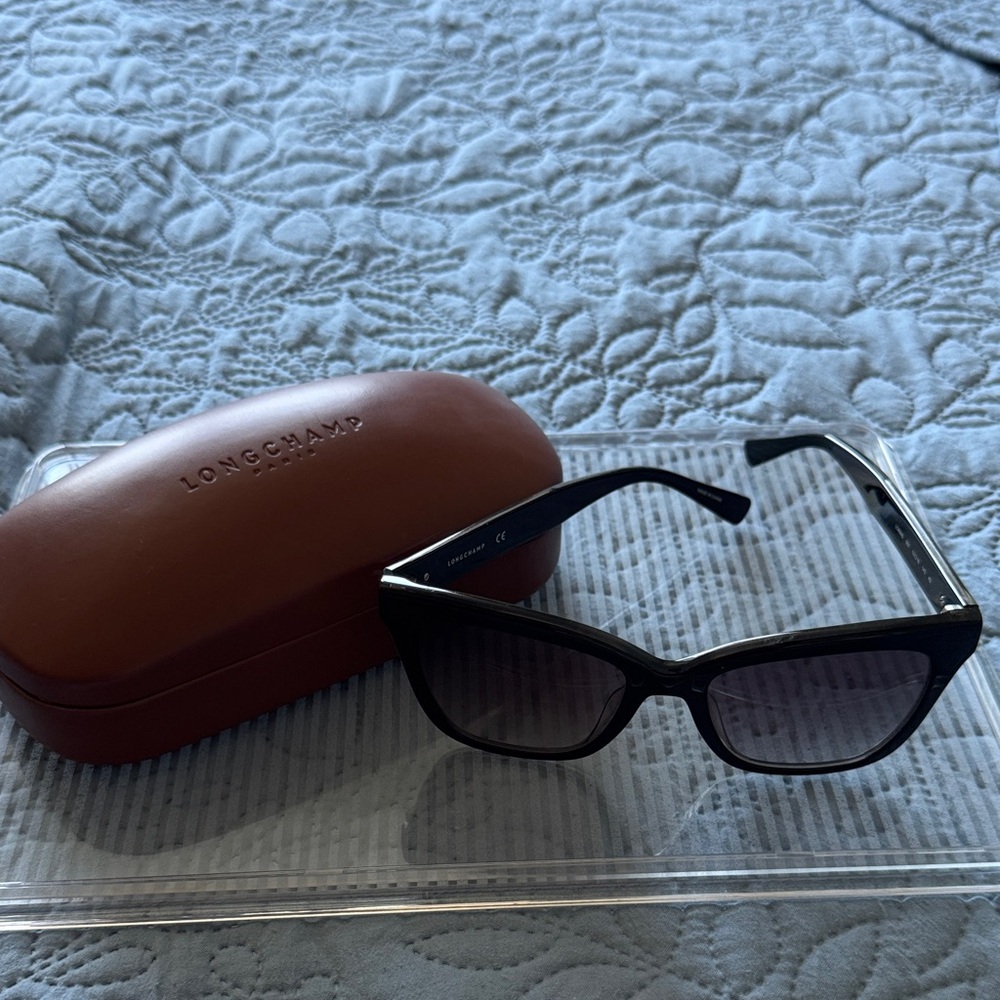 Longchamp Elegant Black Sunglasses with brown case